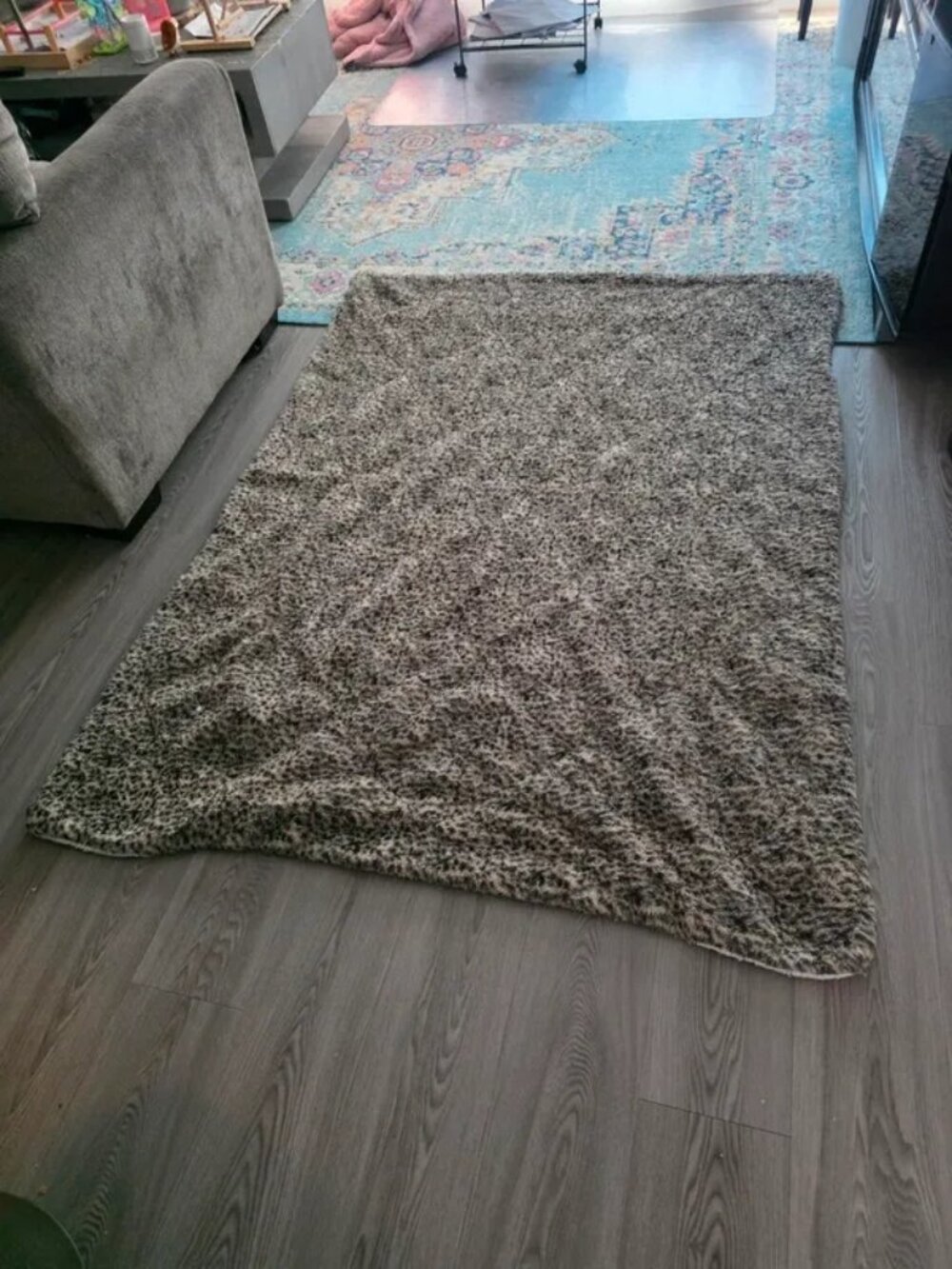 Throw super soft